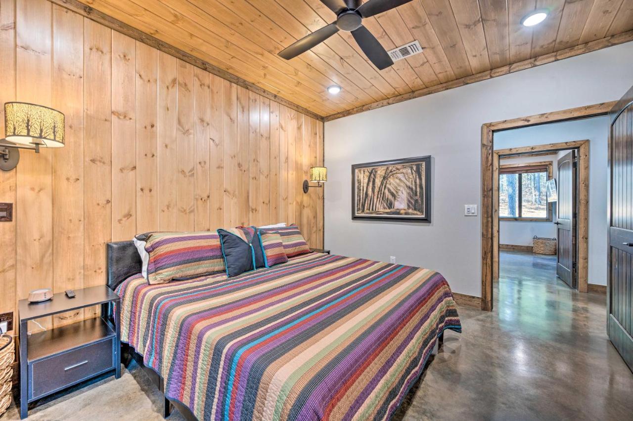 Broken Bow Lazy Dog Lodge With Hot Tub, Pool Table מראה חיצוני תמונה