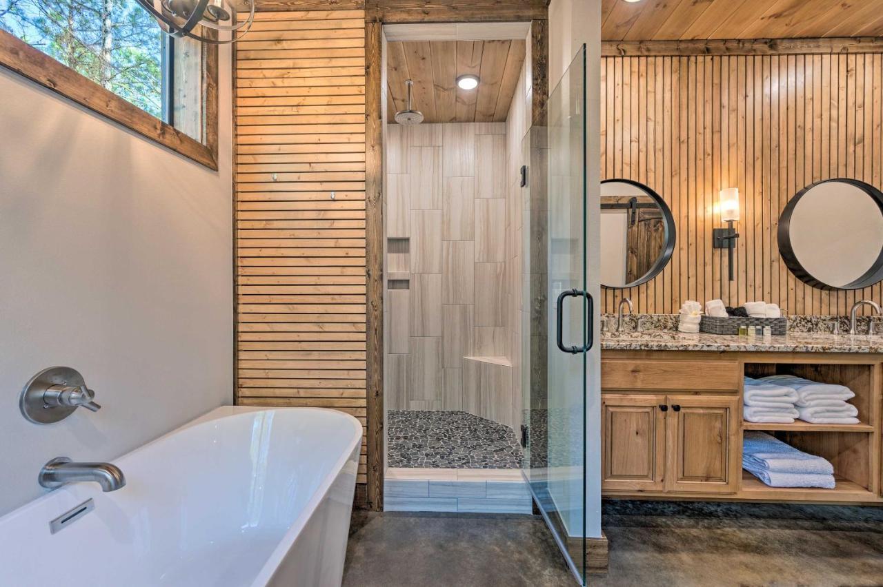 Broken Bow Lazy Dog Lodge With Hot Tub, Pool Table מראה חיצוני תמונה