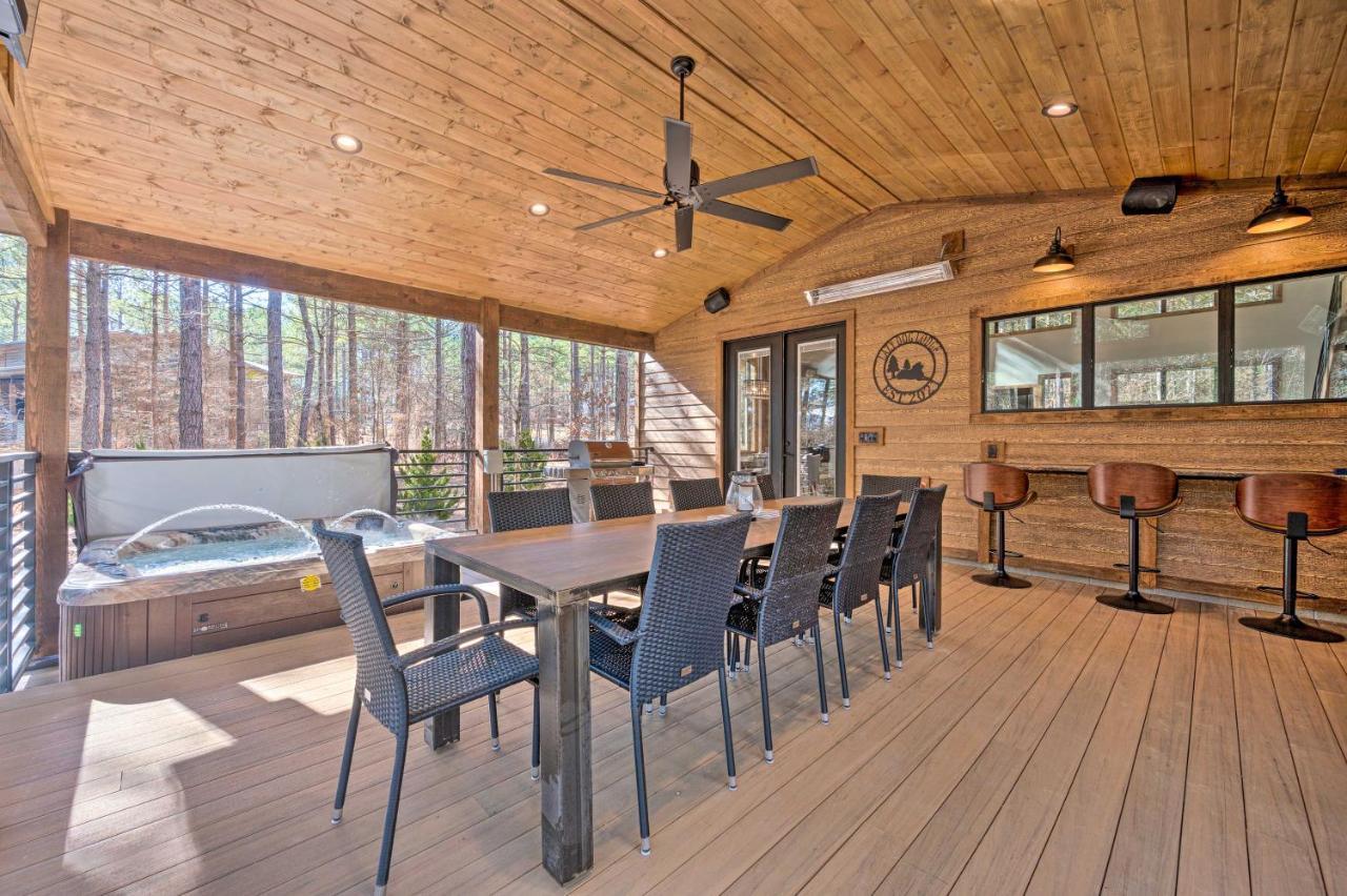 Broken Bow Lazy Dog Lodge With Hot Tub, Pool Table מראה חיצוני תמונה